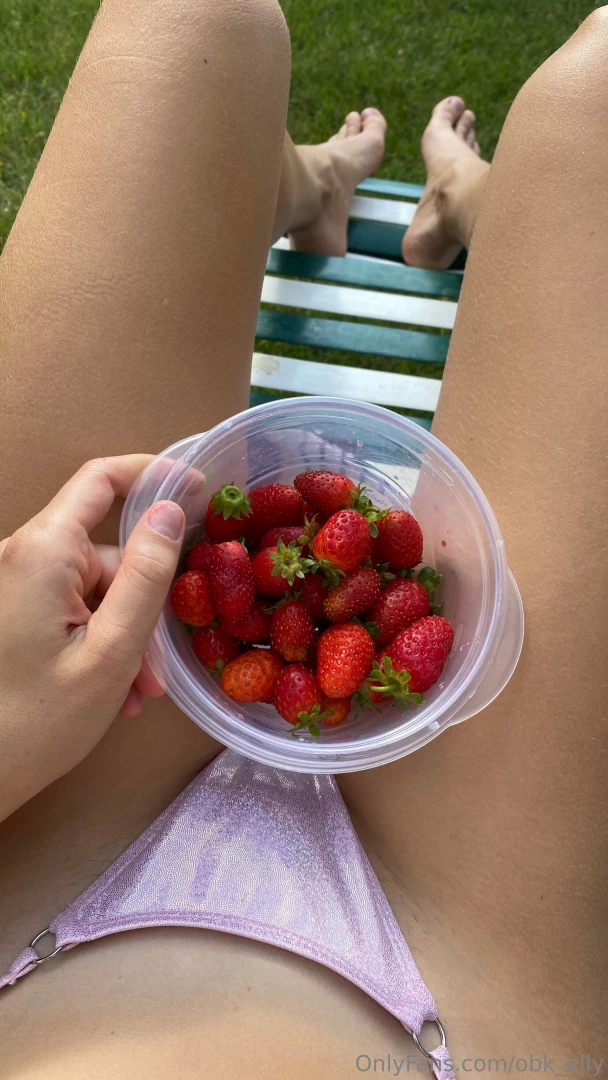 What is your favorite berry hun part 1 