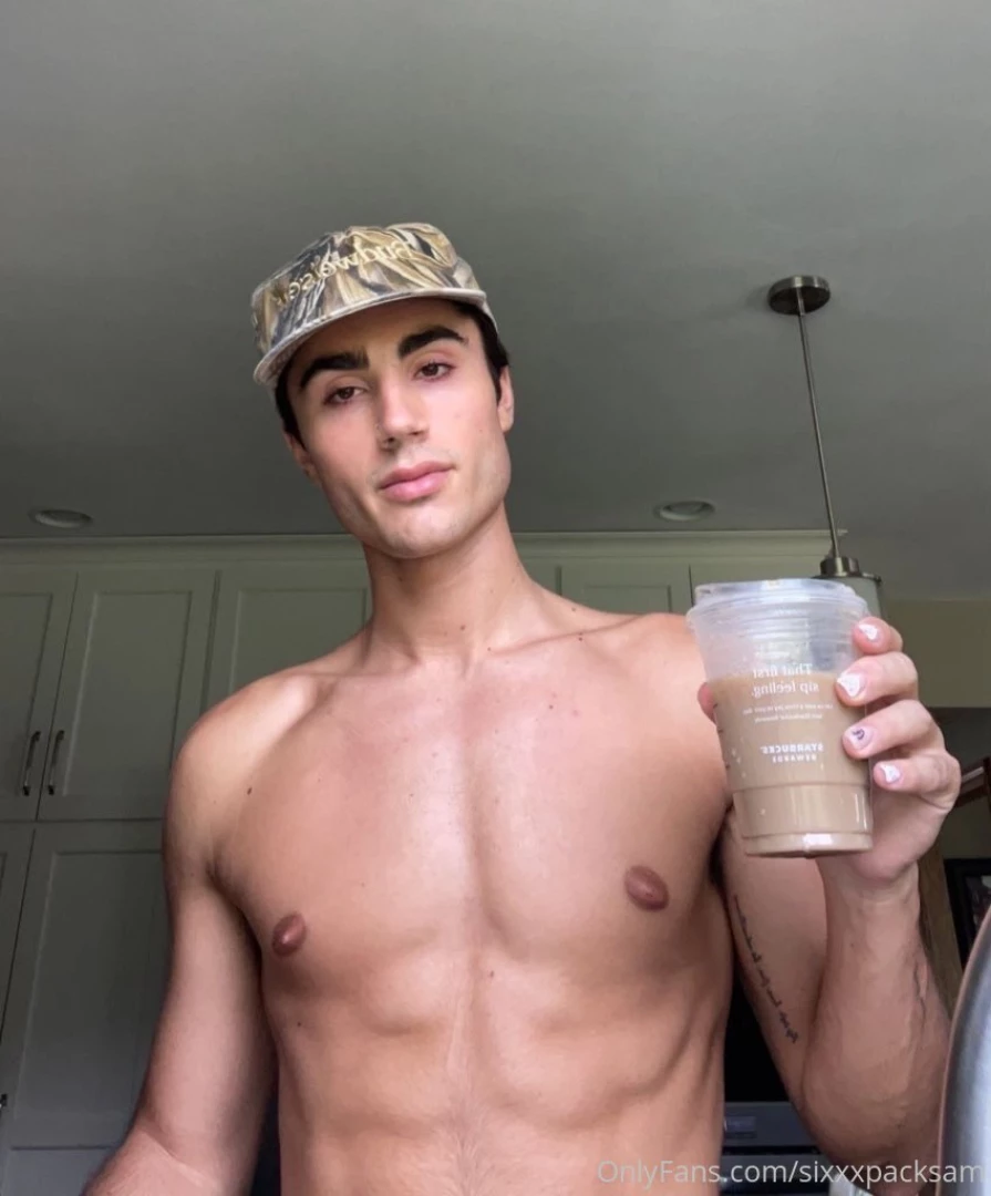 Midday coffee and midday nudes check your messages right fuckin now 