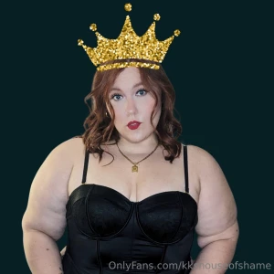 Miss me the queen is back and ready to make your dicks fear me
