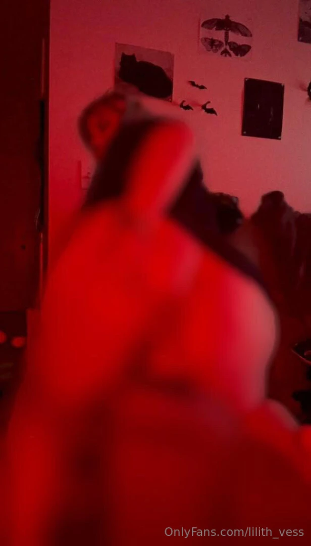 Cum one cum all want to see this without it being blurred out pics and 