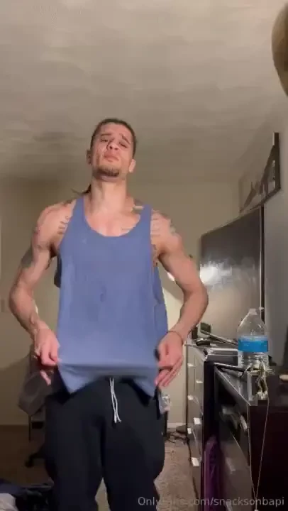 Late night home workout i m telling you never underestimate the power 