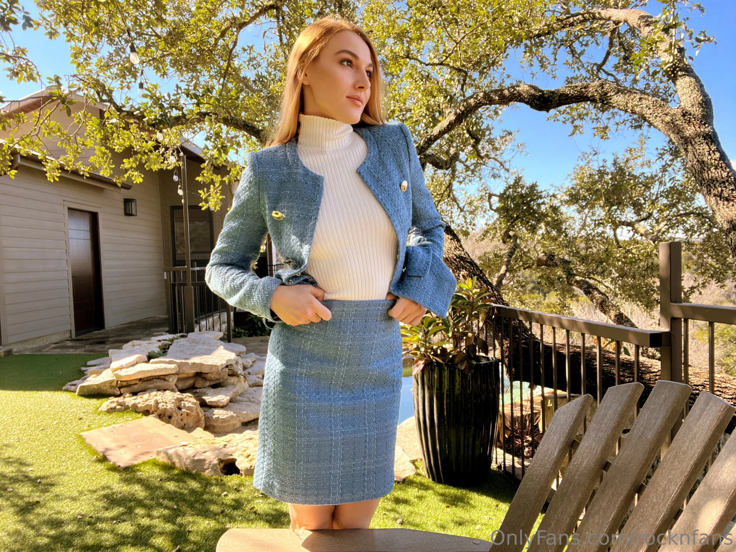 Once upon a time she was a realtor who got in some sneaky situations 