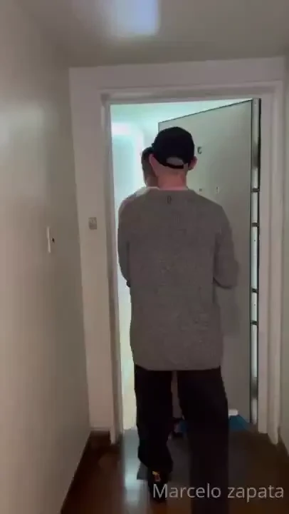 Ufff que rico el hijo del encargado no pudo resistirse a mis encanto 