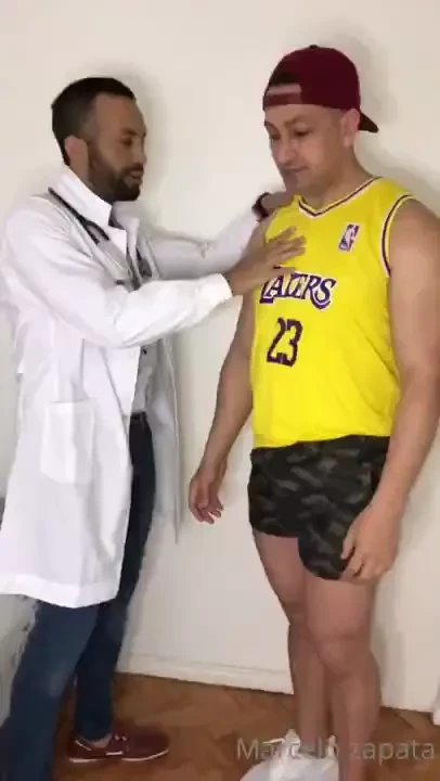 Parte 1 que rico morbo me dios este doctor que lo llame porque 