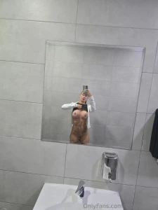 Being a naughty girl in the public gym toilets