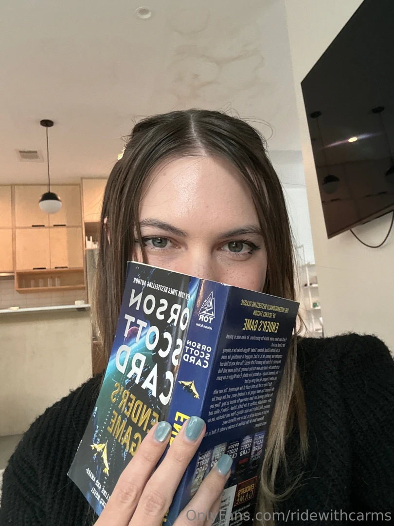 You could read me like a book and i have a couple page turners for you 