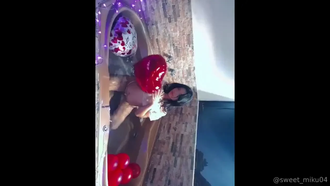 I m back in the pool did you miss me 