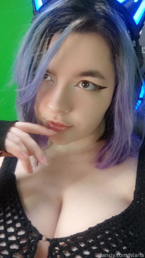 Stream time linktr ee niarla chaturbate com niarlav fyp stream bigtits part 1 