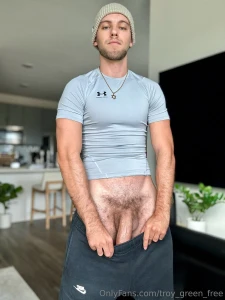 Say yes sir if you can handle my girth