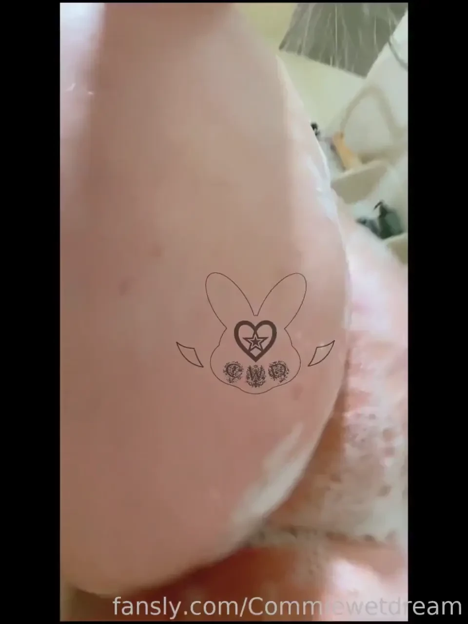 Like seeing my ass jiggle 