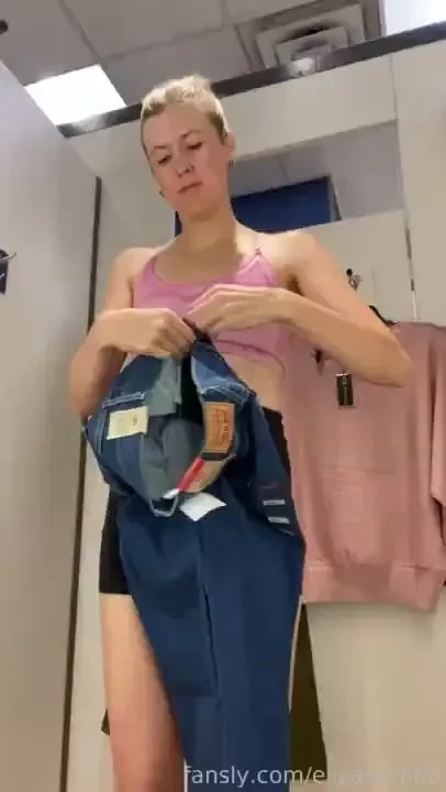 We re clothes shopping together and you sit outside the change room 