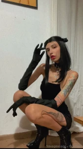 Get ready your goth porn lady is here check your dm s for the full