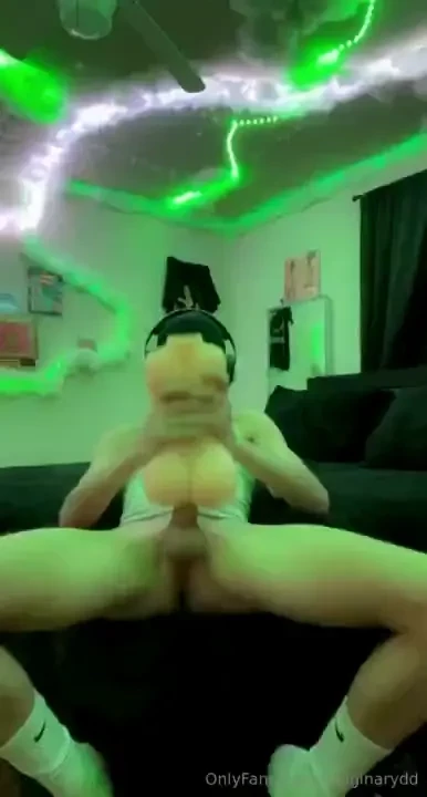 Enjoy these vids of me fucking my sex toy amp bust this nut shii was 