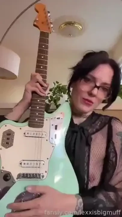 I need to grab a tuner skinny over30 tits natural exhibitionist 