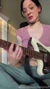 Would you let me strum that d tinytits petite mature mommy over30 milf