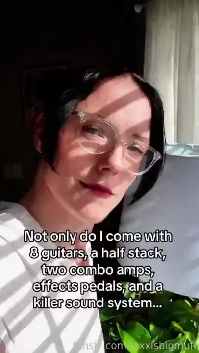 Are you into older ladies skinny over30 mature natural tattoos pierced 