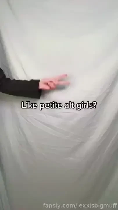 Well do you tinytits petite mature mommy over30 milf brunette fatpussy 