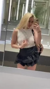 It s so hot that i had to leave my laundry at home