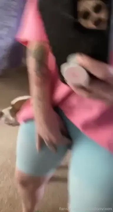 I got that fat cat that can t be hidden no going to the gym sans 