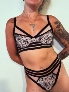 I am actually really interested to know who here has locked cock and a