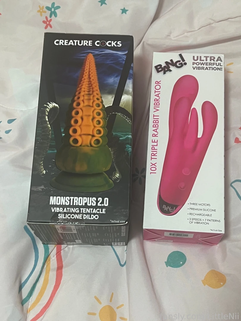 Info on tomrorow s fansly stream 7 30 pm est 7 11 what i m doing 