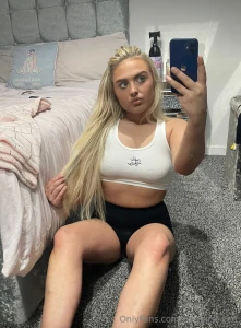 Do you think i d look better with nothing on part 3