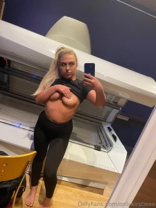 Sunbed pic slide in my dms to see the other version