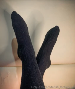 What would you do if i gave you the privilege of worshipping my feet