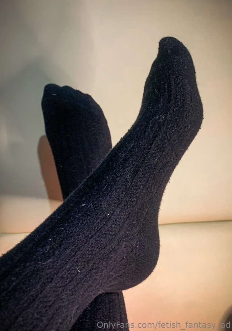 Lucky you getting to see my perfect feet what would you do for a 