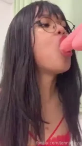 The only job that i know is blowjob i hope u dont mind that trans