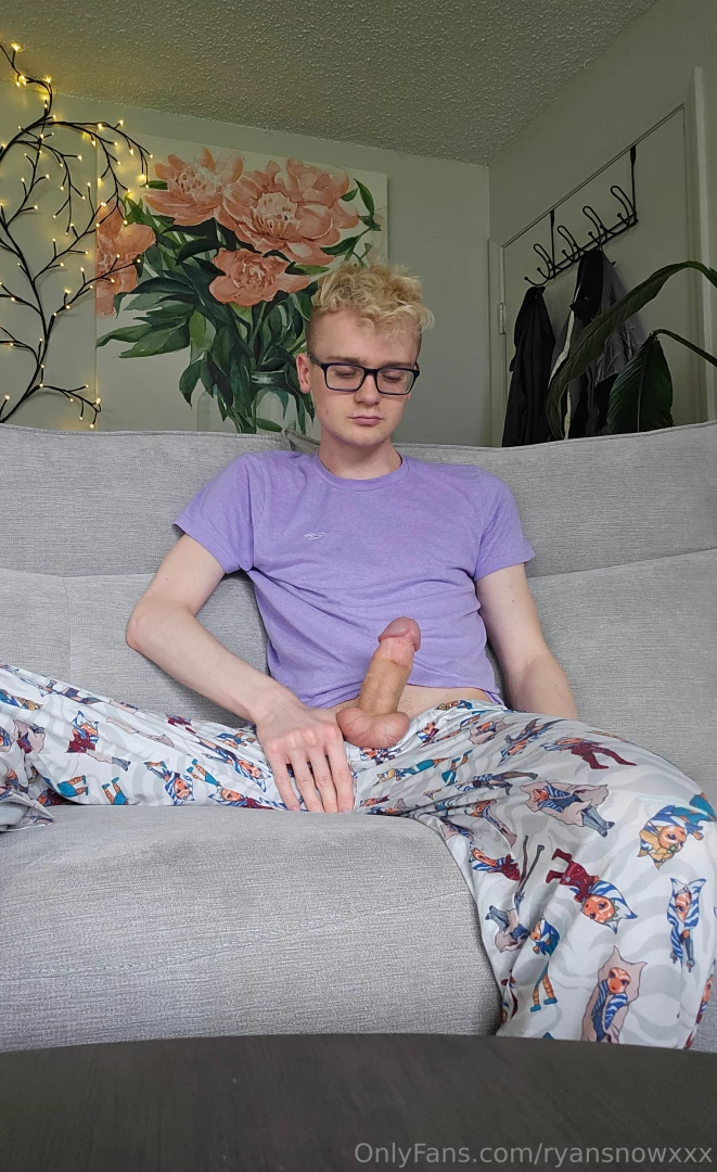 Wanna snuggle up to the couch with my cock 