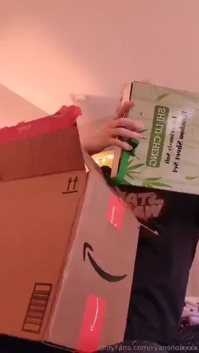 Happy sundays babes i wanted to share my gift opening from my amazon 