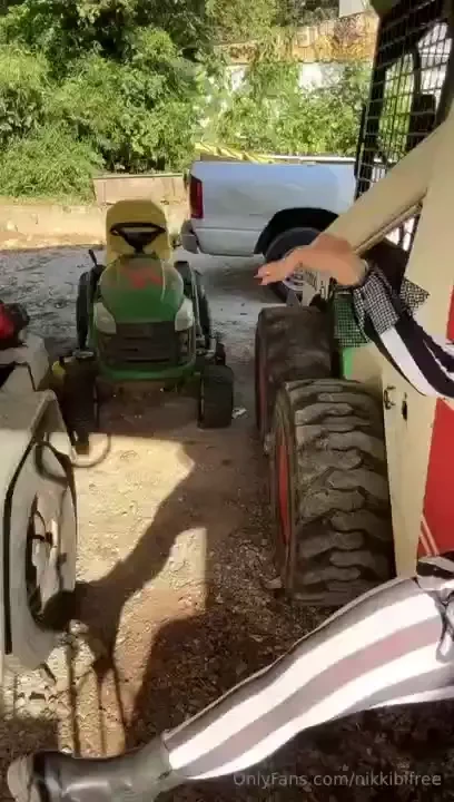 Halloween season is finally here sugga 