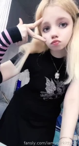 And smol video for u sph goddess findom femdom socks feet footfetish