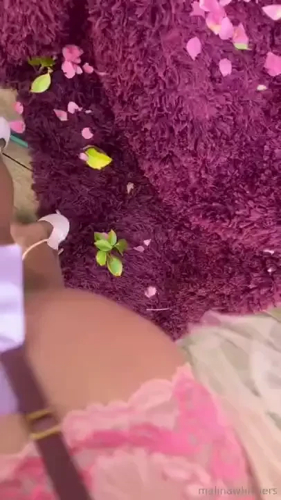 Enjoy this video from my photoshoot with the sound of birds and 