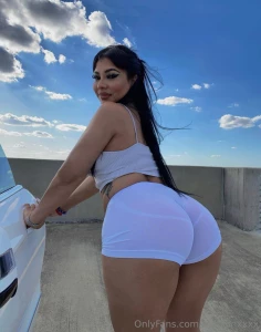 U like my little shorts babe