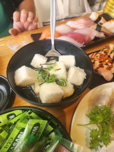 How did i get a small bruise there yeah i don t know why i m eating part 3