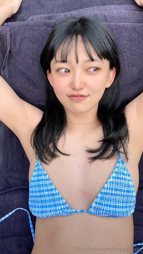 I laid in the sun for a little too long my skin feels so warm now do 