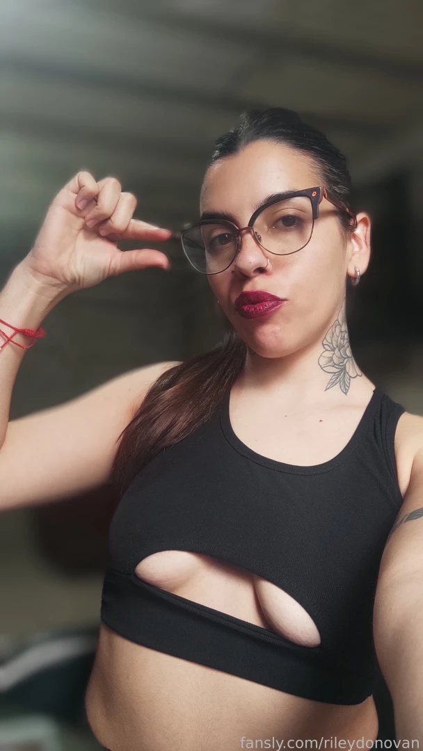 Life is short and so is your penis sph smallpenishumillation goddess 