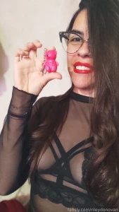 If you have a clitoris and are looking for sph in a group my friends