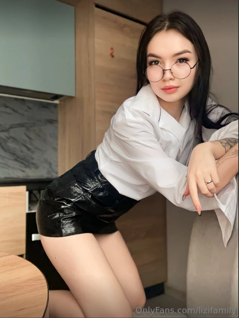 This sweet nbsp girl alicecool is waiting for you to text her hurry up part 8 