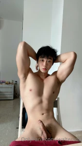 Swipe nobody is perfect i have my own flaws too i have love handles