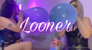 Looner fetish me and my friend blowing up balloons until they burst part 1