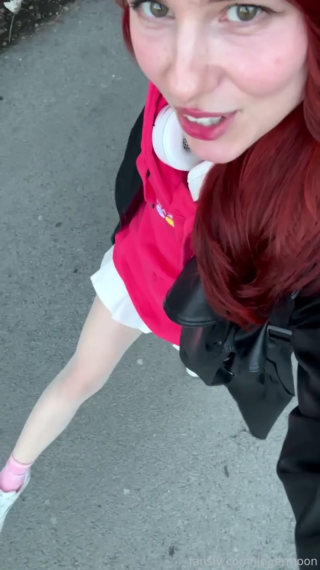 Hey go walk with me i promise to show you something special in the 