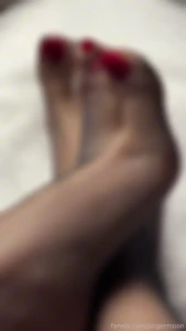 Close up pantyhose feet vids for all my tiers do you like how i m