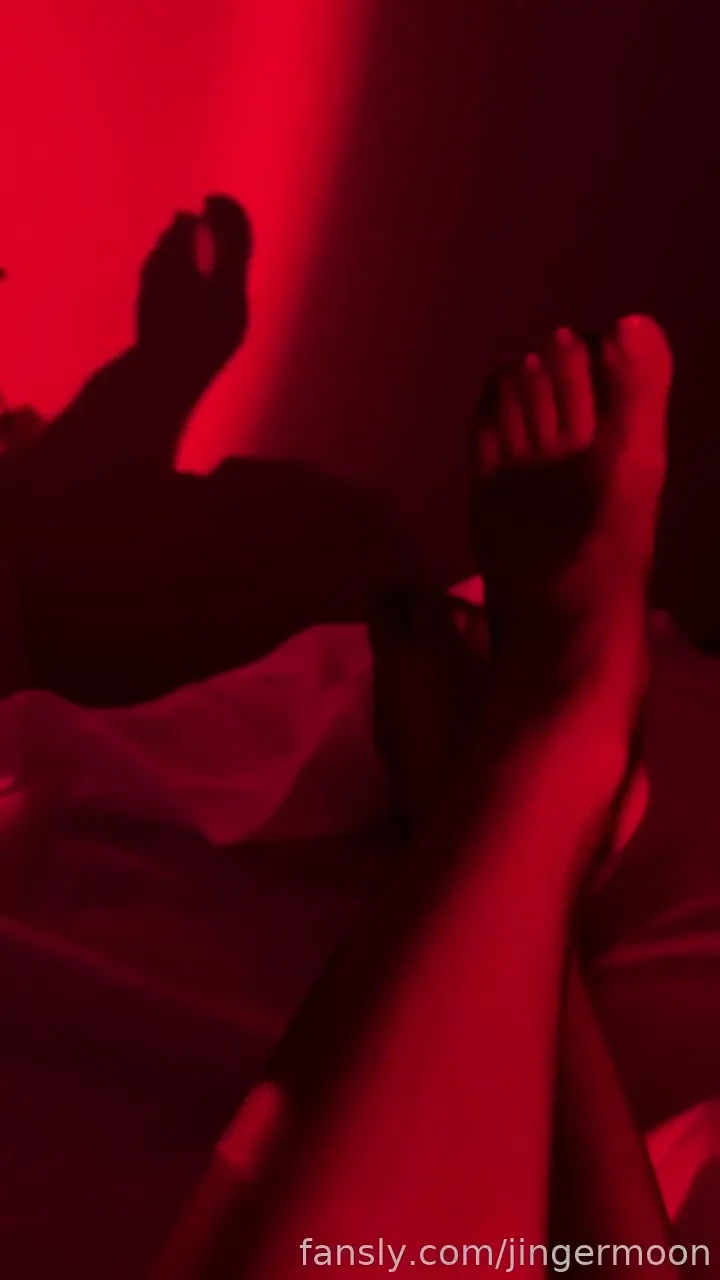 A bit of nylon pantyhose passionate explicity for my moon tier and 