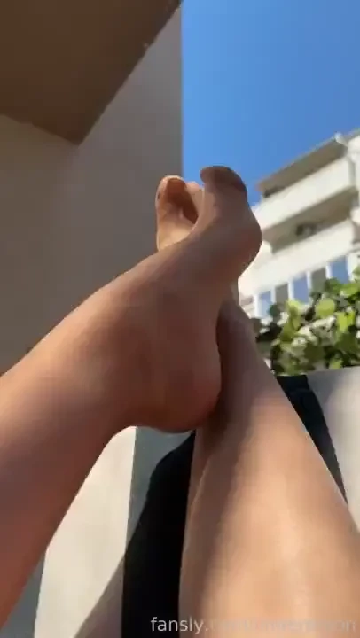 The shine feet pantyhose tights nylon longlegs nylonfeet nylonlegs 