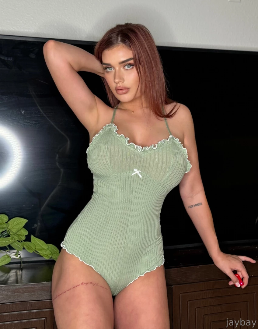 Online and gonna chat dm me 