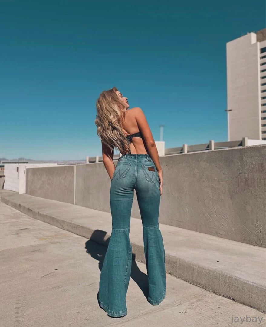 Life isn t perfect but your outfit can be part 14 