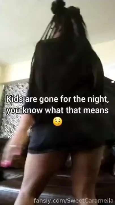 When they are away we play fyp ebony ebonymilf milf mommy mombod 